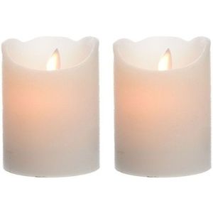 2x Creme witte LED kaarsen/stompkaarsen 10 cm flakkerend