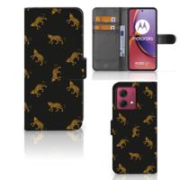 Telefoonhoesje | Met pasjeshouder | voor Motorola Moto G84 Leopards
