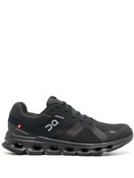 On Running baskets Cloudrunner - Noir