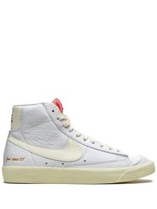 Nike baskets montantes Blazer '77 VNTG ' Popcorn' - Blanc