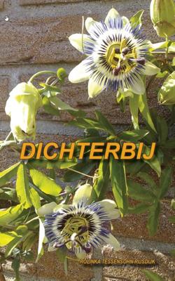 Dichterbij (Paperback)