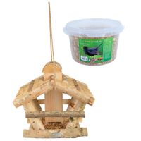 Vogelhuisje/voedersilo hout 30 cm inclusief 4-seizoenen mueslimix vogelvoer