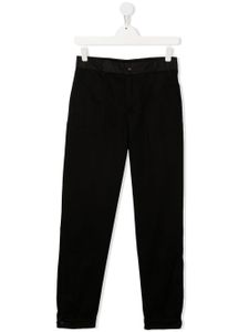 Moncler Enfant pantalon slim à patch logo - Noir