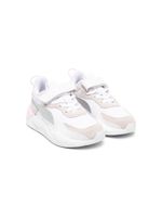 Puma Kids baskets à lacets - Blanc