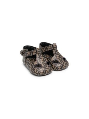 Fendi Kids sandales à motif FF - Marron