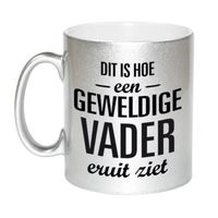 Zilveren geweldige vader cadeau koffiemok / theebeker 330 ml