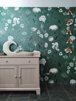 Behang Ray of Flower Rol Darkgreen Behang Ray of Flower Rol Darkgreen