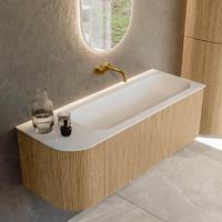 Mondiaz KURVE 125 cm Onderkast Greeploos 1 Lade Met Deuren Oak, Wastafel Solid Surface Rechts Talc 0 Kraangaten Zonder Spiegel (KRVBGM125L1L1D0KR-Oak/Tal)