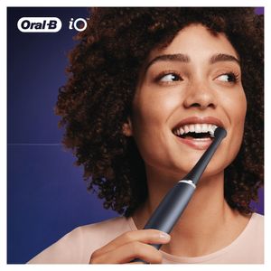 Oral-B iO Ultimate Clean Opzetborstels Zwart, Verpakking Van 4 Stuks