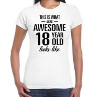 Awesome 18 year - geweldige 18 jaar cadeau t-shirt - wit - voor dames - Verjaardag cadeau