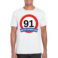 91 jaar and still looking good - t-shirt verkeersbord print - wit - heren - verjaardag