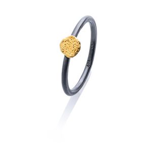 Ring met een ornament van riviergoud, donker zilver Maat: 50