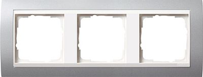 Gira Event Aluminium / Zuiverwit glanzend 3-voudig