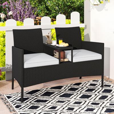 Rieten Patio Bank Ergonomische 2-Zits Bank met Geïntegreerde Glazen Tafel 2 Zachte Kussens Metalen Frame