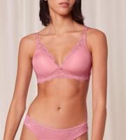 BH Amourette Charm TP - Zonder Beugel Roze - Kanten beugelloze bh voorgevormd BH Amourette Charm TP - Zonder Beugel Roze - Kanten beugelloze bh voorgevormd
