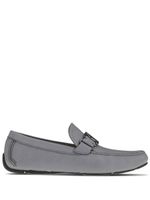 Ferragamo mocassins en cuir à plaque logo - Gris