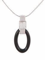 Nina Ricci lot boucles d'oreilles-collier à pendentif ovale (années 1980) - Argent Nina Ricci lot boucles d'oreilles-collier à pendentif ovale (années 1980) - Argent