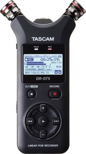 Tascam DR-07X portable audio recorder met USB