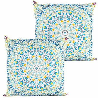 Buitenkussen mandala - 2x - wit - 45 x 45 cm - Water en UV bestendig Buitenkussen mandala - 2x - wit - 45 x 45 cm - Water en UV bestendig