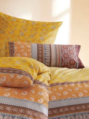 Kussenovertrek ca. 40x80 cm Van Bassetti geel