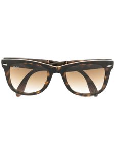 Ray-Ban lunettes de soleil à monture d'inspiration wayfarer - Marron