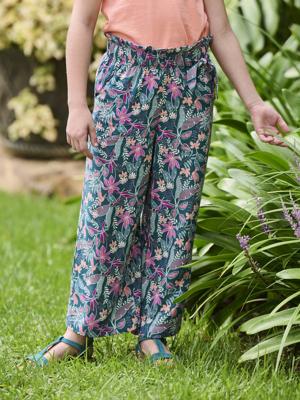 Wijde meisjesbroek met bloemenprint smaragdgroen