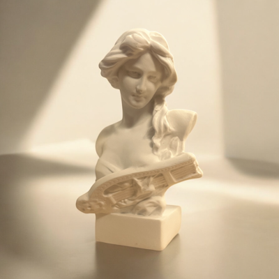 Beeldje Artemis - Spiritualiteit - Spiritueelboek.nl