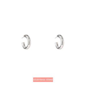 Day&Eve Oorringen Striped Hollow Hoop | Zilver
