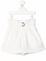 Brunello Cucinelli Kids bermuda en lin à taille ceinturée - Blanc