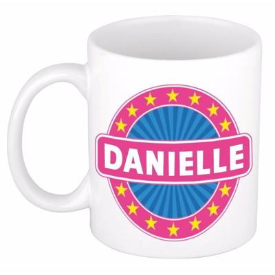 Danielle voornaam koffiemok - beker - wit/roze - 300 ml - Cadeau - Dames - Collega - Moederdag Danielle voornaam koffiemok - beker - wit/roze - 300 ml - Cadeau - Dames - Collega - Moederdag
