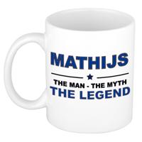 Mathijs cadeau mok - man myth legend - naam koffiemok / beker - wit en blauw - 300 ml