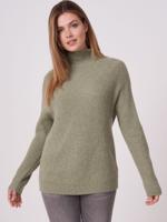 Ribgebreide trui met opstaande kraag van cashmere-melange