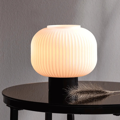 Tafellamp opaal glas &apos;Milford&apos; Nordlux zwart E27 fitting Tafellamp E27 zwart