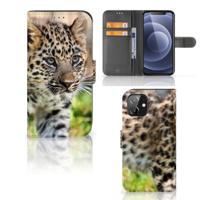 iPhone 12 | 12 Pro (6.1") | Telefoonhoesje | Met pasjeshouder | Baby Luipaard iPhone 12 | 12 Pro (6.1") | Telefoonhoesje | Met pasjeshouder | Baby Luipaard