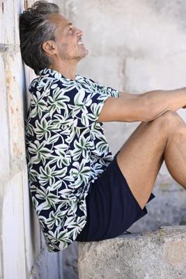 Katoenen heren doorknoopshortama flora Katoenen heren doorknoopshortama flora