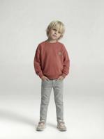 Onverwoestbare jongensbroek die makkelijk aan te trekken is saliegroen