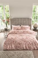 Rivièra Maison Riviera Maison Dekbedovertrek Blushing Blooms Roze 240x200/220 cm Rivièra Maison Riviera Maison Dekbedovertrek Blushing Blooms Roze 240x200/220 cm