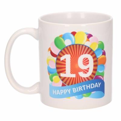 19 jaar Verjaardag koffiemok - cadeau beker - feestelijke ballonnen print - 300 ml - keramiek - wit