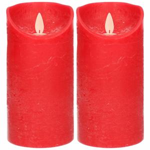 Led kaars/stompkaars - 2x - rood - H15 x D7,5 cm - wax - warm wit licht - bewegende vlam