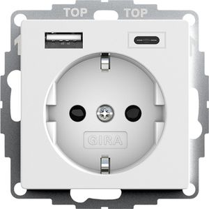 Gira USB en USBC lader 15W 3A Mat Wit RAL9010 met stopcontact 245927