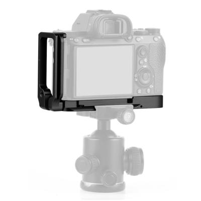 PULUZ 1/4 inch verticale shoot Quick release L plaat beugel Basishouder voor Sony A9 (ILCE-9)/A7 III/A7R III (zwart)