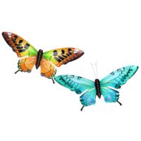 Wanddecoratie vlinders - 2x stuks - oranje en aqua - 49 x 34 cm - metaal - muurdecoratie tuin