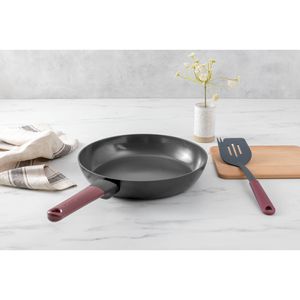 Brabantia TASTY+ Koekenpan - Ø 28 cm - keramische PFAS-vrije antiaanbaklaag - aubergine red