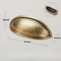 Vintage Handgehamerde Messing Kast- en Ladegrepen - Bronzen Meubelgrepen