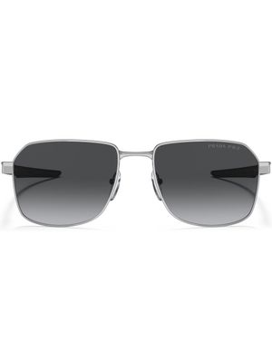 Prada Linea Rossa lunettes de soleil teintées à logo imprimé - Argent