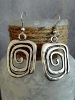 Ethnic Style Line Pattern Distressed Dangle Earrings Vintage Jewelry - thumbnail