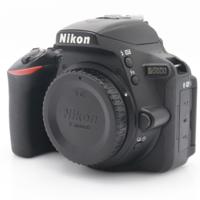 Nikon D5600 body occasion
