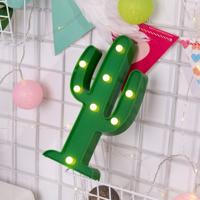 Creatieve Cactus vorm Warm wit LED decoratie Light 2 x AA batterijen aangedreven partij Festival tabel bruiloft Lamp nachtlampje (groen)