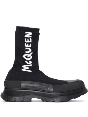 Alexander McQueen bottines Tread à empiècements en maille - Noir