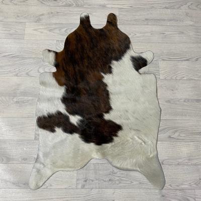 Kleine koeienhuid bruin wit zwart (Normandiër) 90x60cm